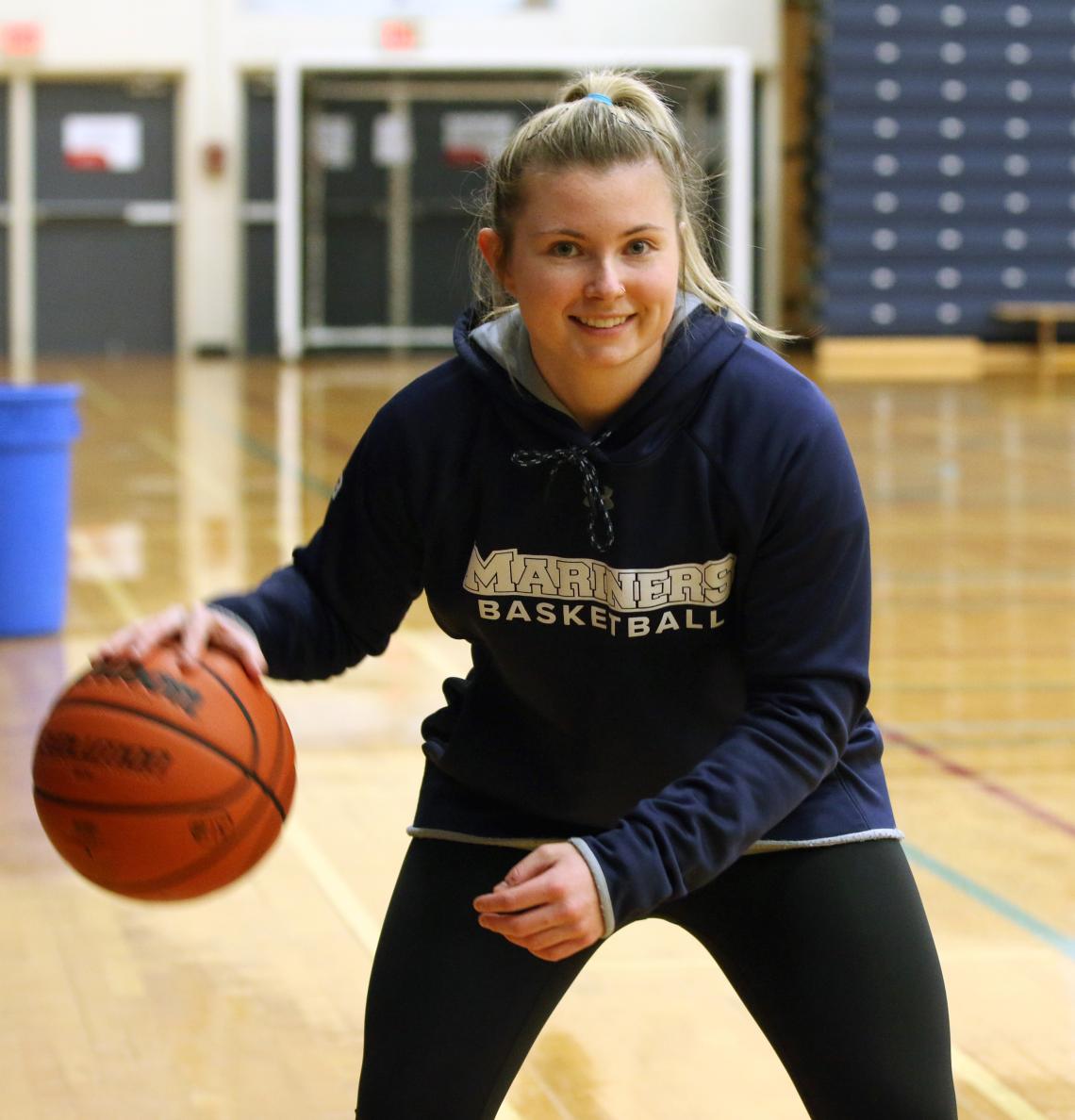 Three VIU Mariner Alumni Take on New Role as Apprentice Coaches